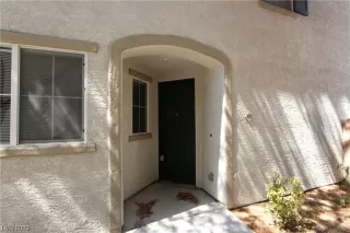 Photo #2: 2507011 Listing 