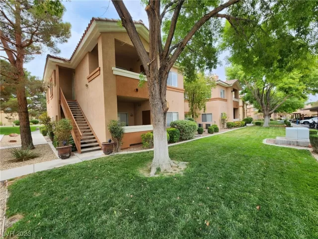 MLS: 2507027 Condo For Sale