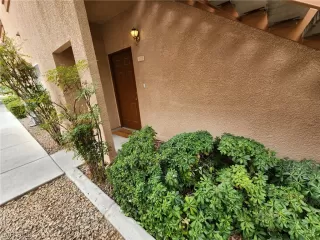Photo #1: 2507027 Listing 