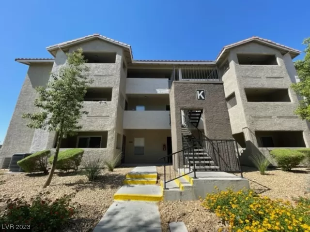 MLS: 2507045 Condo For Sale