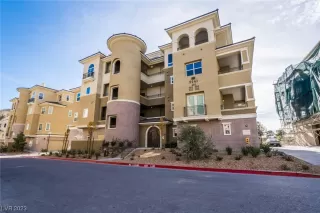 Photo #2: 2507051 Listing