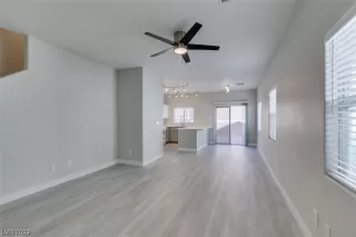 Photo #3: 2507065 Listing