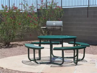 Photo #5: 2507075 Listing 