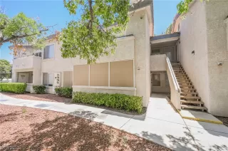 Photo #4: 2507077 Listing