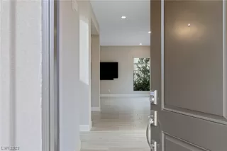 Photo #5: 2507085 Listing 