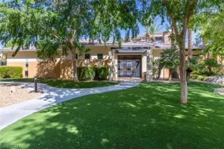 Photo #2: 2507094 Listing