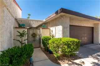 Photo #3: 2507107 Listing 