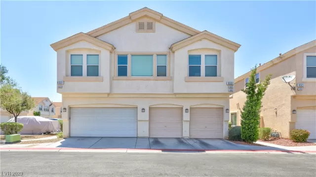 MLS: 2507116 Condo For Sale