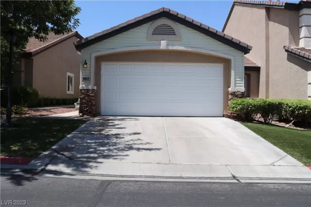 MLS: 2507130 Condo For Sale