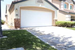 Photo #3: 2507130 Listing