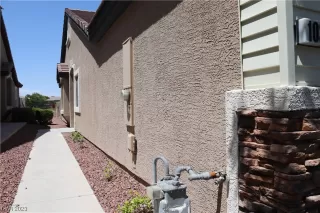 Photo #4: 2507130 Listing
