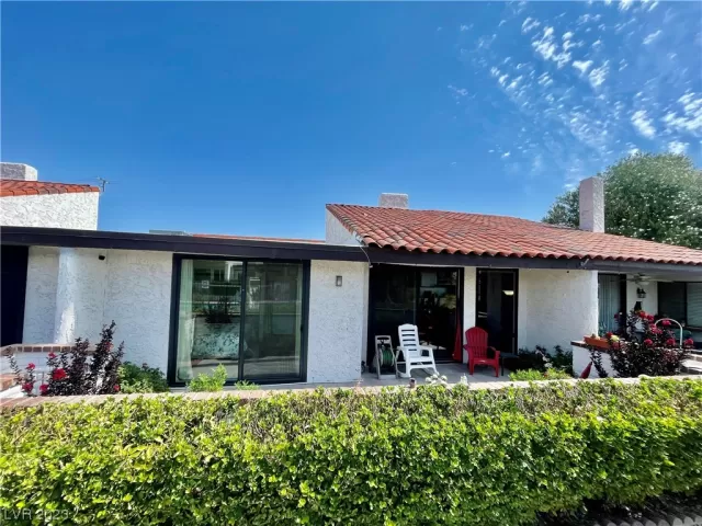 MLS: 2507141 Condo For Sale