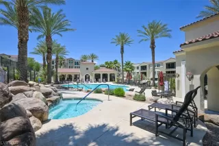 Photo #1: 2507142 Listing 