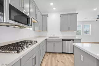 Photo #5: 2507142 Listing 