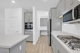Photo #6: 2507142 Listing 