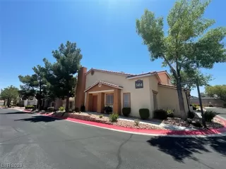 Photo #1: 2507177 Listing