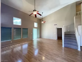 Photo #5: 2507177 Listing