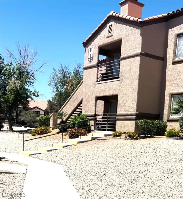 MLS: 2507189 Condo For Sale