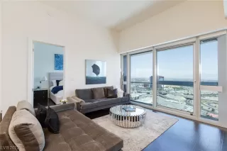 Photo #3: 2507202 Listing 