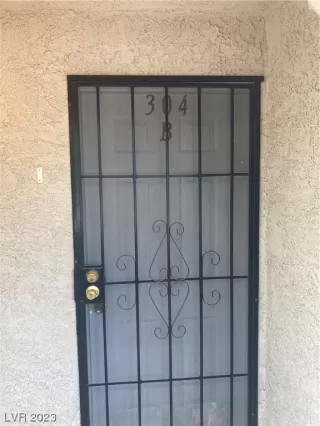 Photo #1: 2507236 Listing