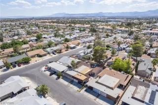 Photo #3: 2507246 Listing