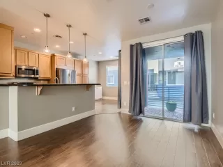 Photo #6: 2507253 Listing