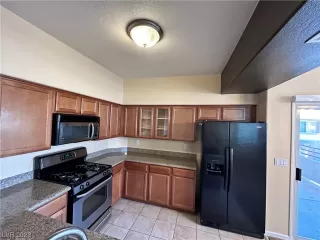 Photo #1: 2507258 Listing 