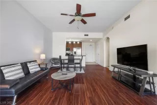 Photo #1: 2507282 Listing 