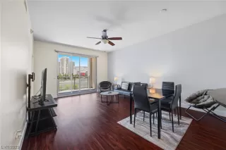 Photo #3: 2507282 Listing 