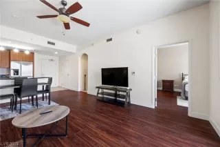 Photo #6: 2507282 Listing 