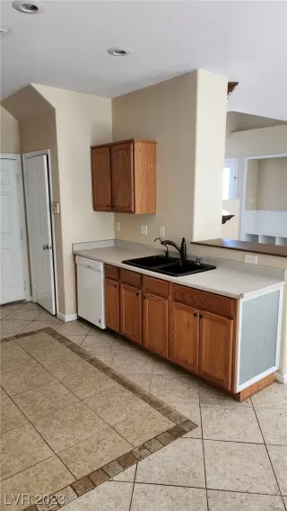 Photo #6: 2507305 Listing 
