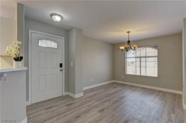 MLS: 2507327 Condo For Sale