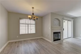 Photo #1: 2507327 Listing