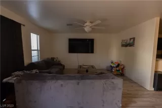 Photo #6: 2507341 Listing 