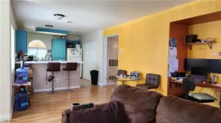 Photo #1: 2507392 Listing