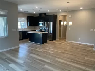 Photo #2: 2507394 Listing 