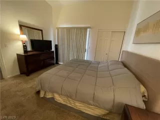 Photo #4: 2507426 Listing 
