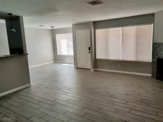 Photo #3: 2507427 Listing 