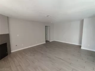 Photo #4: 2507427 Listing 