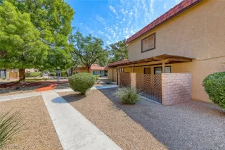 Photo #2: 2507444 Listing