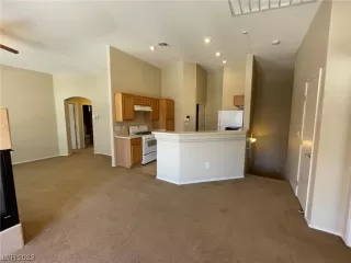 Photo #4: 2507469 Listing 