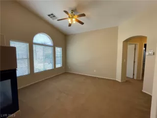 Photo #5: 2507469 Listing 