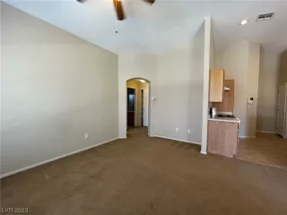 Photo #6: 2507469 Listing 