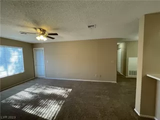 Photo #3: 2507489 Listing 