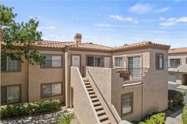 MLS: 2507523 Condo For Sale