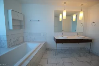 Photo #3: 2507525 Listing 