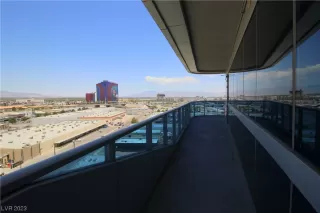 Photo #4: 2507525 Listing 