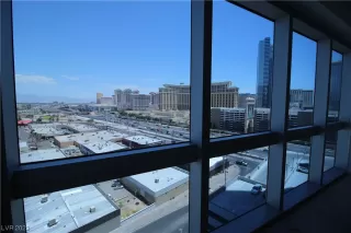 Photo #5: 2507525 Listing 