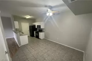 Photo #2: 2507526 Listing 