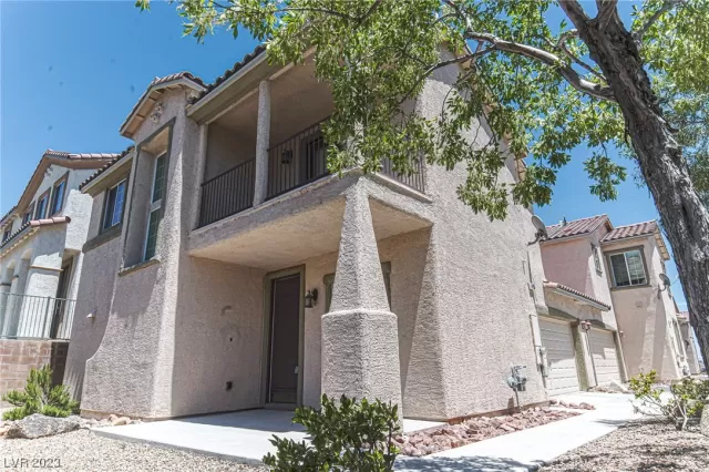 MLS: 2507579 Condo For Sale